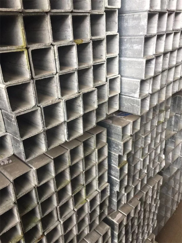 低合金 Q355B 南部南部南部镀锌无缝方管 工程专用无缝南部南部南部镀锌方管